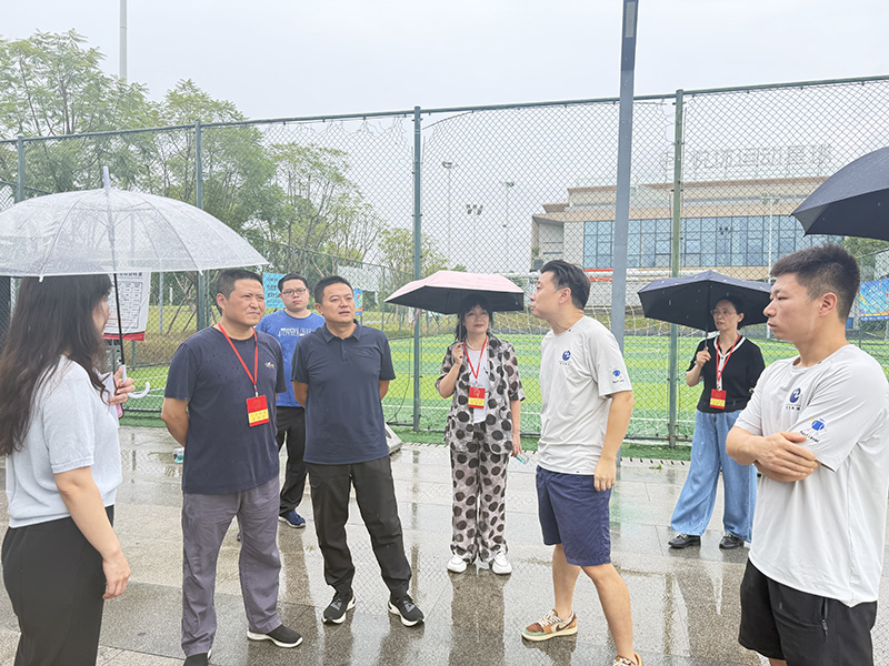 成华区人大走进悦坊运动星球调研：以体育直播新路径，夯实全民健身阵地